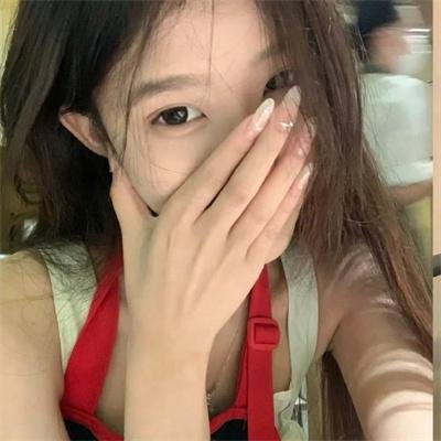 当 一个人 海报
